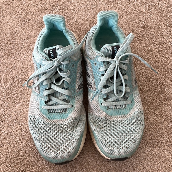 Adidas UltraBOOST X Parley running shoes - Picture 4 of 7